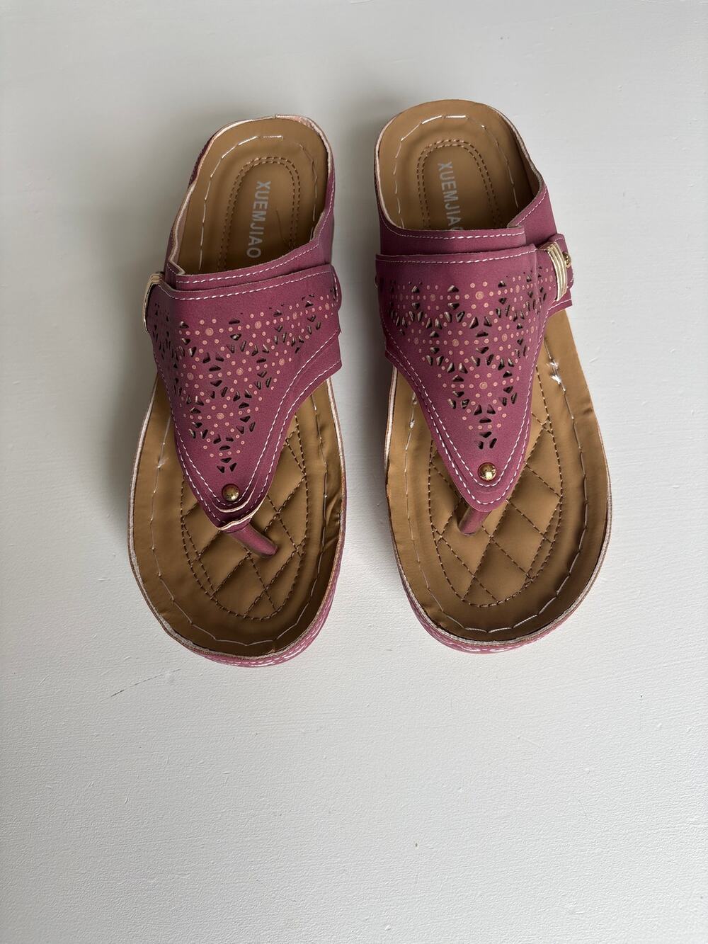Burgandy Flip Flop Wedge Heel Sandals Size 8.5